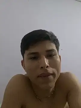 Antoni150906 live cam on StripChat