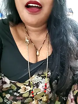 Watch Swapna_1143 live on EroticFlix - High definition streams