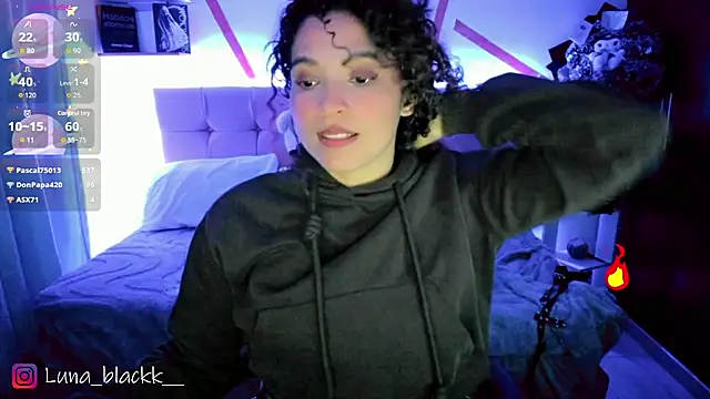 Luna_blackk webcam