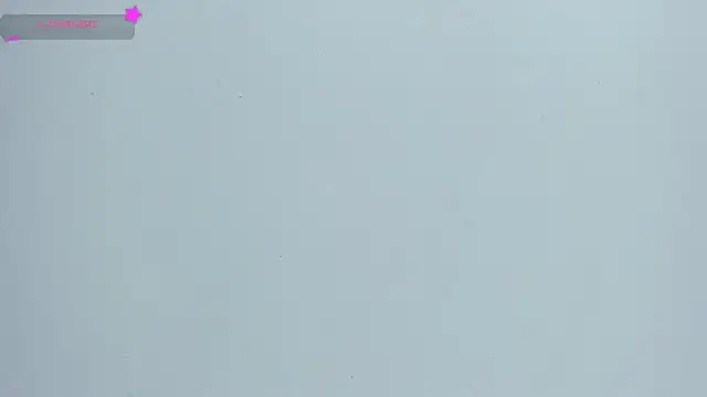 MissCurvyTop webcam