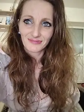 CrazyMaya39 webcam