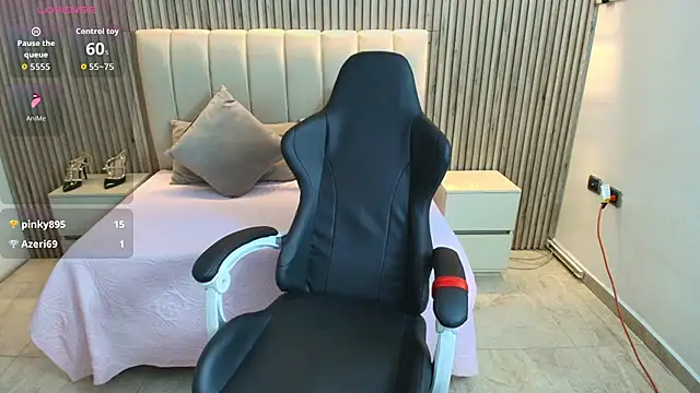 tahira_bakir (F young) - naked+ oil show and fingers in the pussy