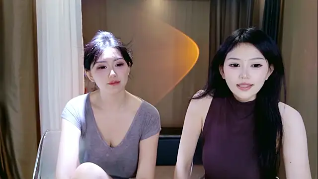Banana-Milk69 webcam