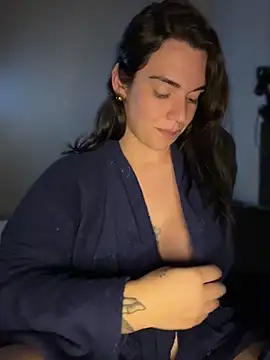 Watch alicemeb live on EroticFlix - High definition streams