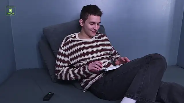 williamgriffith (M twink) - cum show