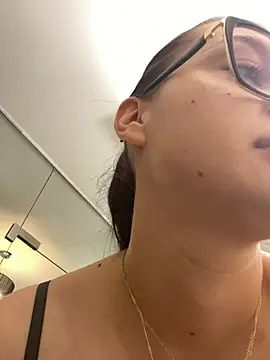 BabyyGirll_ webcam
