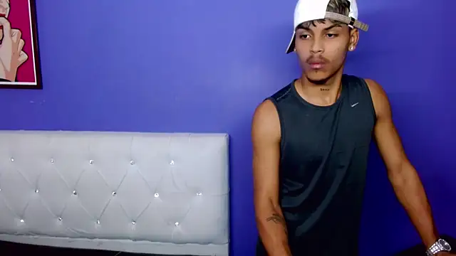 Angel_foxc13 webcam