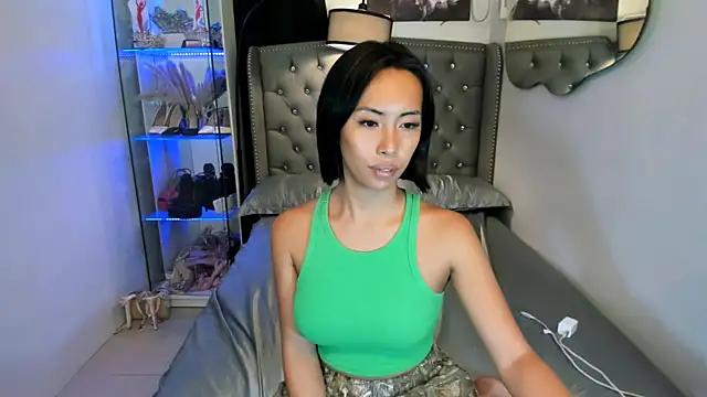 reighnempress - Reighnempress's free webcam - UK Sex Cams