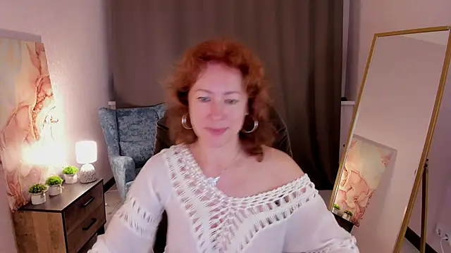Watch LeticiaRomano live on EroticFlix - High definition streams