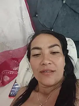 Watch LuluDream live on EroticFlix - High definition streams