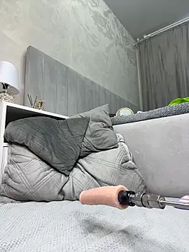 ChloeBrut webcam
