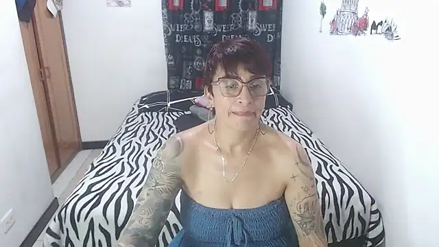 Charlotte_gray_ webcam