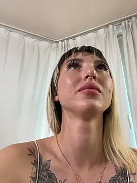 TeaseBabeXXX webcam