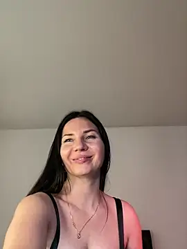 Goddess_Sirena live cam on StripChat