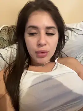 Watch Lira_Fayeee live on EroticFlix - High definition streams
