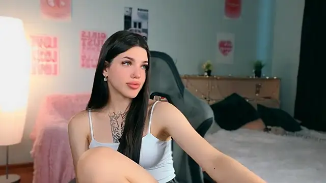 molly_rettyy live cam on StripChat