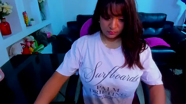 sofialove__ webcam