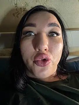 Naughtbaby_2025 webcam