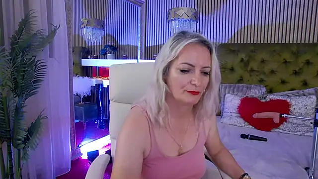 LadyTouch webcam