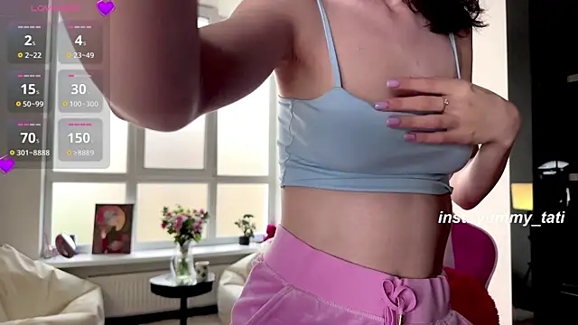 Watch YummyTati live on EroticFlix - High definition streams