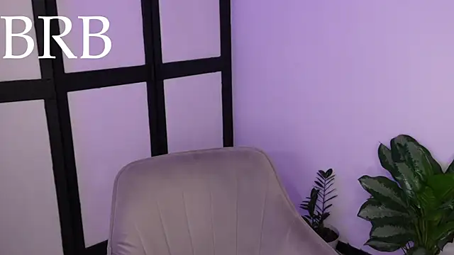 sweettaaron01 webcam