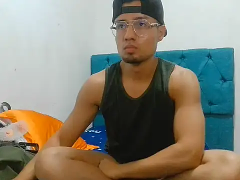 sebasbabyhot webcam