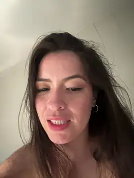 Watch Little__Danni1 live on EroticFlix - High definition streams