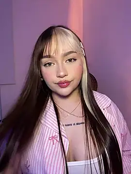 Daniela_ruizz webcam