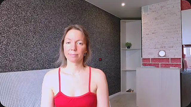 Watch Amanda_Luxe live on EroticFlix - High definition streams