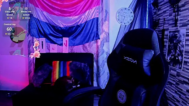 BlueElyxra webcam
