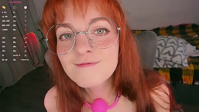 Alice_CutePerv webcam