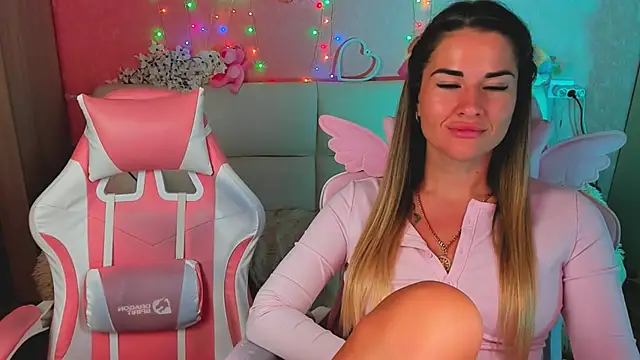 hotty_girls_here webcam