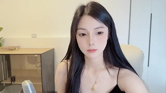 Watch holo_love live on EroticFlix - High definition streams