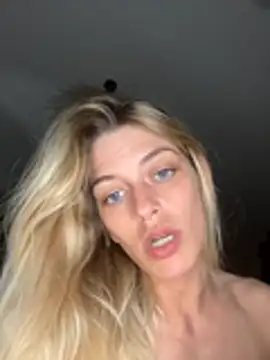 Bellalolahot