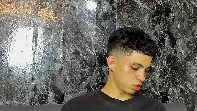 cameron_lux77