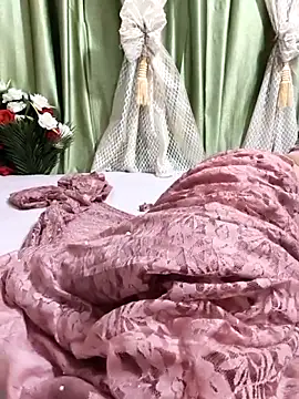Watch Shalu_G live on EroticFlix - High definition streams