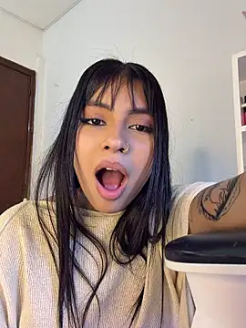 Chel__ 🐬 live naked chat