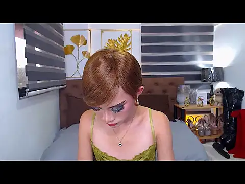 JuicyCockThea webcam
