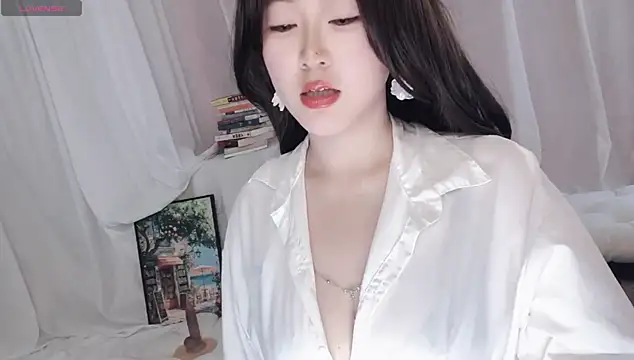 Watch Xiaoai_007 live on EroticFlix - High definition streams