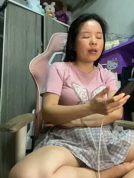 Ivy_Trix2 webcam
