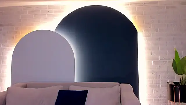 LoiseHarper webcam