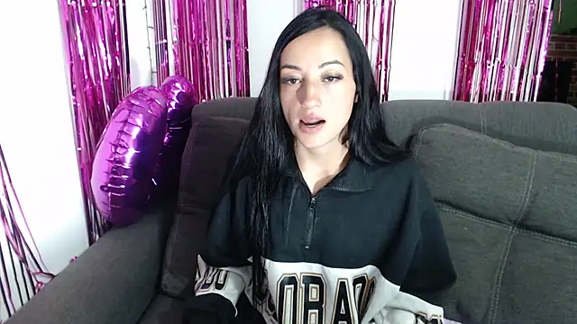 Watch megaan_lovee live on EroticFlix - High definition streams