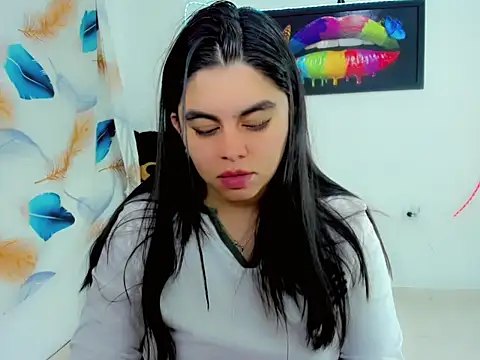 Watch maddison_ivannova live on EroticFlix - High definition streams