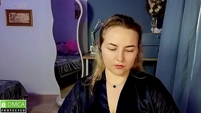 Watch Mira_Mermayd live on EroticFlix - High definition streams