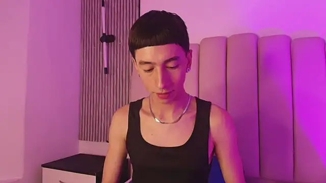 lian_cameron (M twink) - dance sexy naked