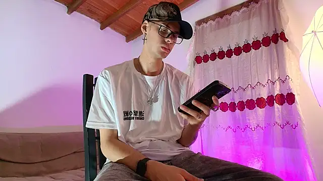 vlad__night (M young) - play dick 🍆
