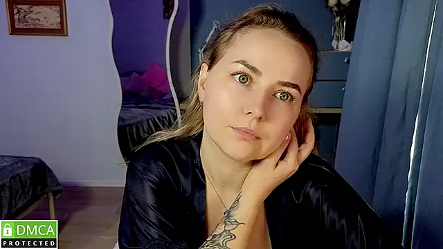 Mira_Mermayd webcam