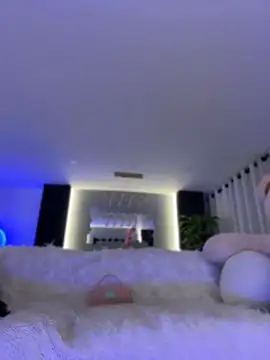 Watch Sweet_ivonny live on EroticFlix - High definition streams