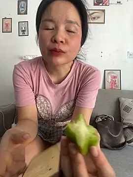 Ivy_Trix2