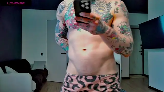 white_King9999 webcam